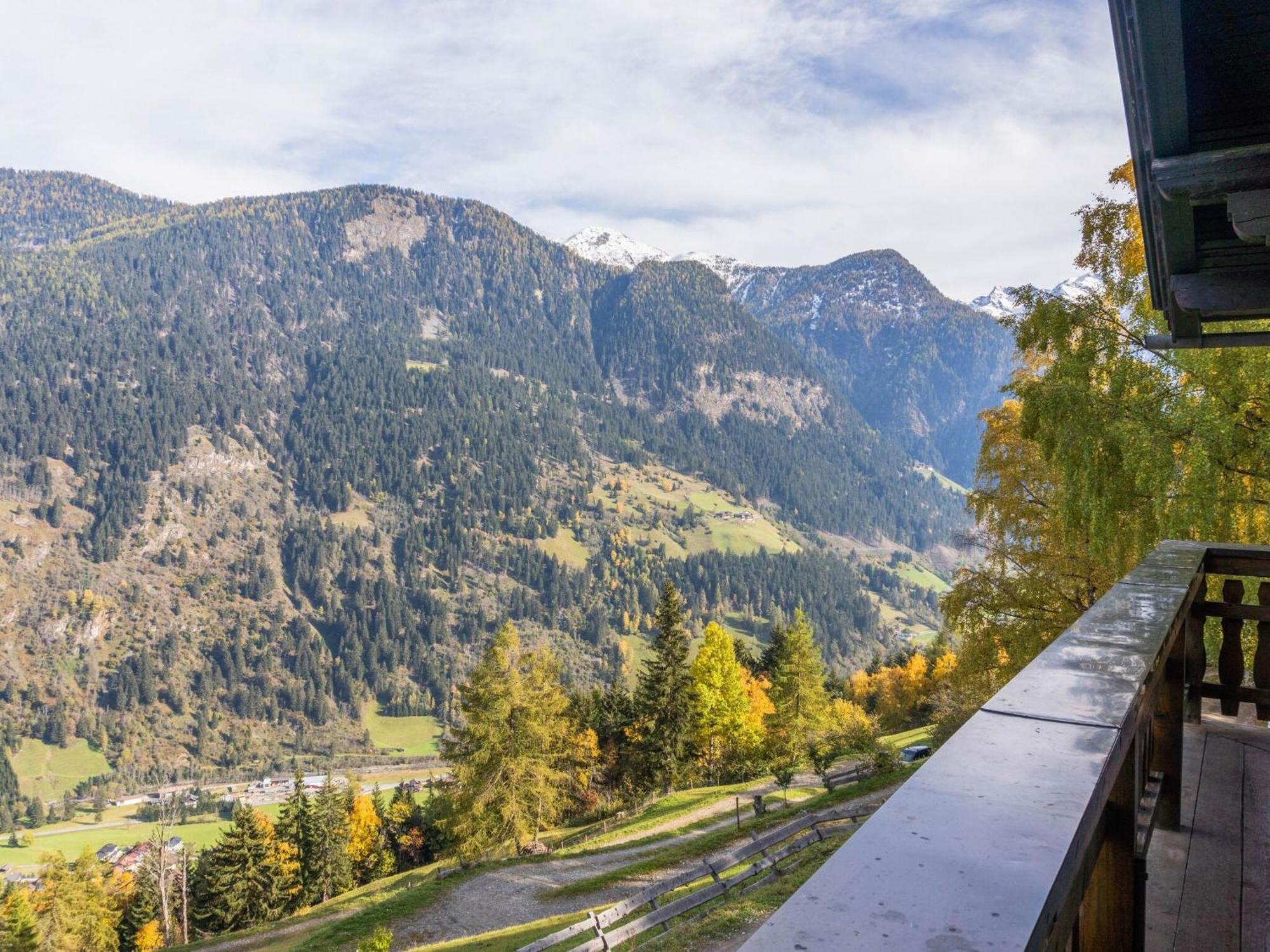 Chalet In Moertschach In Carinthia With Garden Bagian luar foto