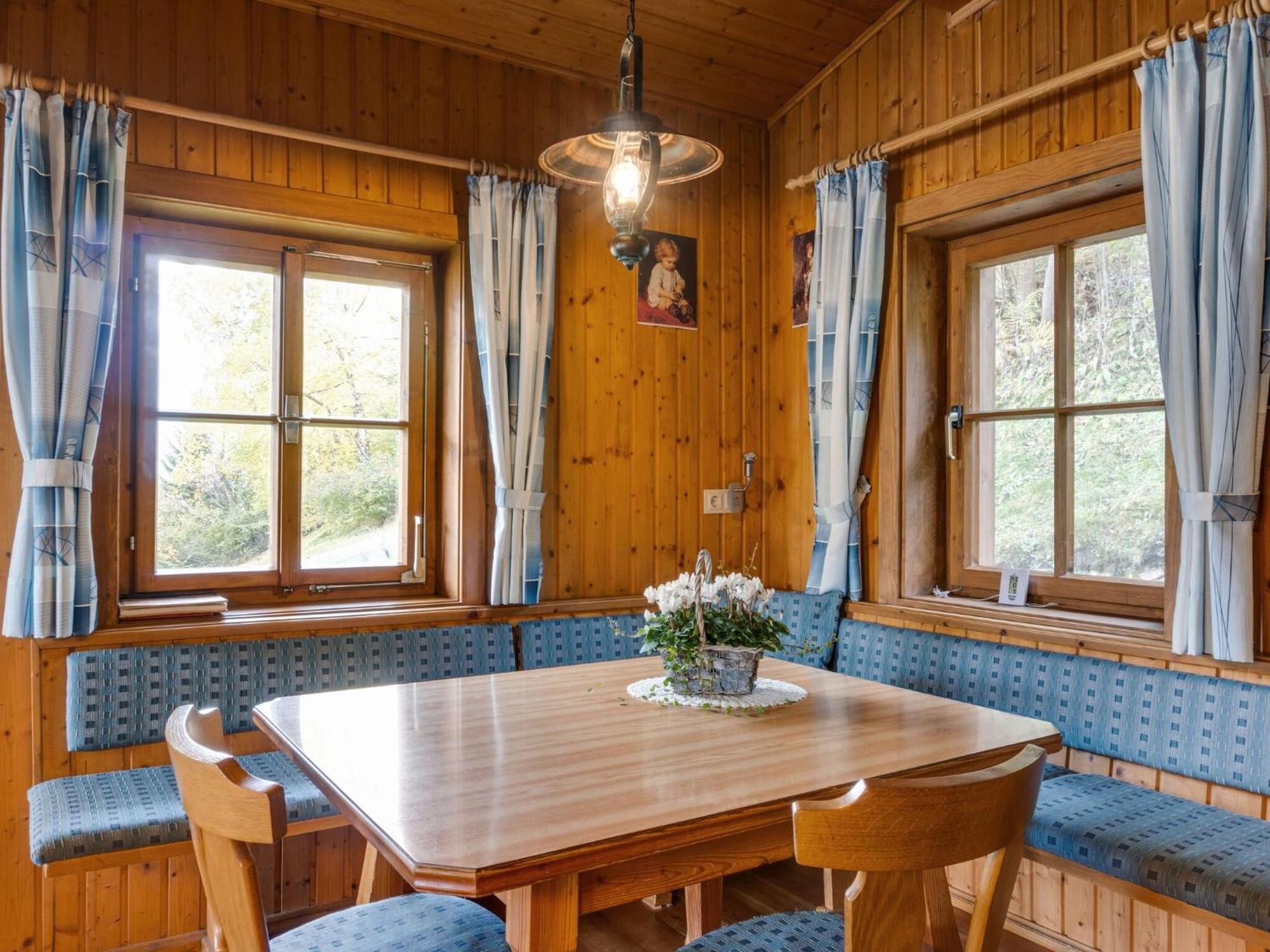 Chalet In Moertschach In Carinthia With Garden Bagian luar foto
